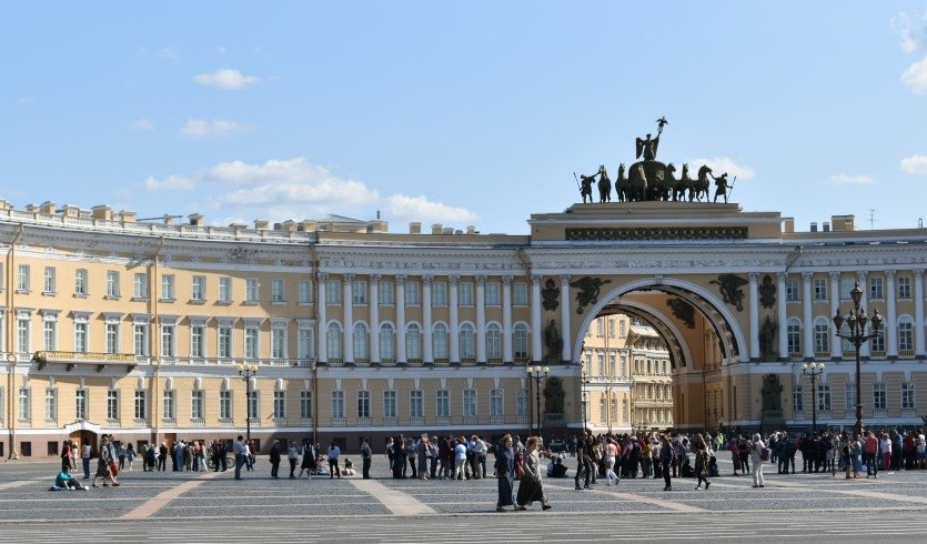 Классический Санкт-Петербург (5 дней, май-сентябрь) – фото №6 – Photo by Rodideal on Unsplash  Классический Санкт-Петербург (5 дней, май-сентябрь) – туры в Санкт-Петербург от 15150 рублей