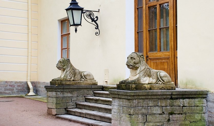 «Мир женщины и её увлечений» в Павловске (для групп) — Экскурсии для организованных групп от 1200 рублей