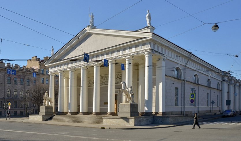 Центральный выставочный зал «Манеж» – музеи от 1600 рублей