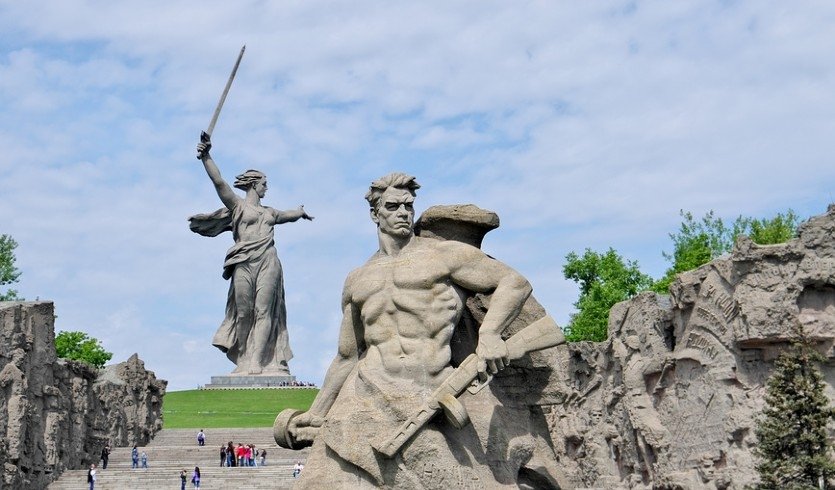 Мамаев курган — речные круизы от 34100 рублей Мамаев курган — речные круизы от 34100 рублей