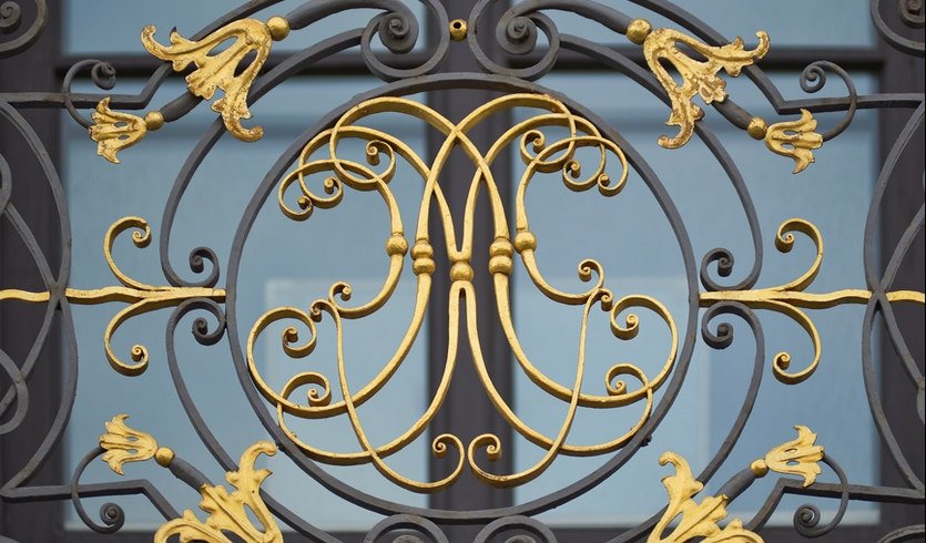 Тайны семьи Строгановых (с посещением Строгановского дворца) — автобусная экскурсия