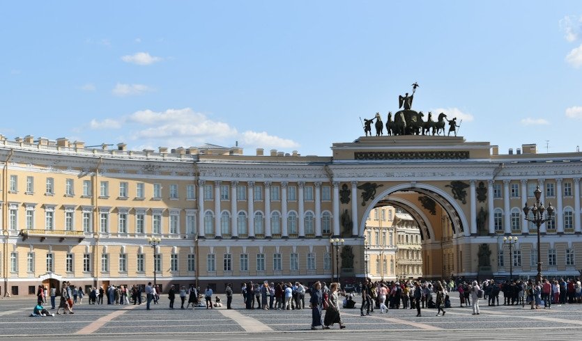 Обзорная пешеходная экскурсия — индивидуальные экскурсии от 700 руб.