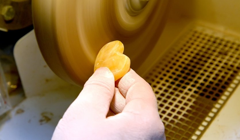 Мастерская по обработке янтаря – VIP-программы от 16400 рублей