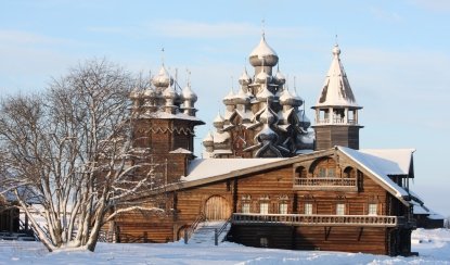 Новогодняя сказка с Дедом Морозом для детей и взрослых в Невских Кижах - экскурсия от 1900 руб.