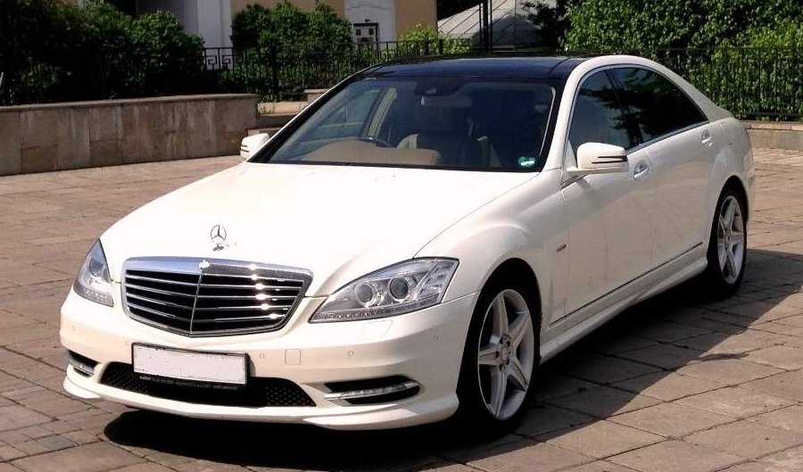 Аренда автомобиля Mercedes S-Class W221