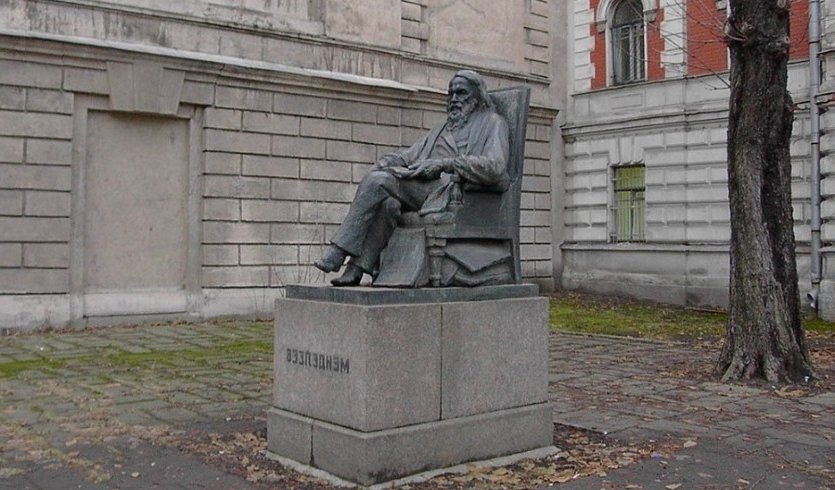 Тайная жизнь памятников – Пешеходные экскурсии от 600 рублей Тайная жизнь памятников – Пешеходные экскурсии от 600 рублей