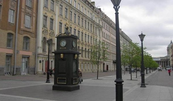 Малая Конюшенная улица — Пешеходные экскурсии