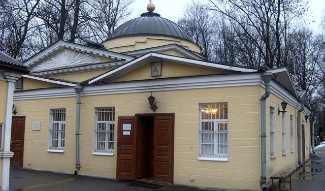 Церковь Св. Николая Чудотворца на Большеохтинском кладбище