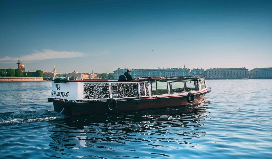 Теплоход «Ладога» 