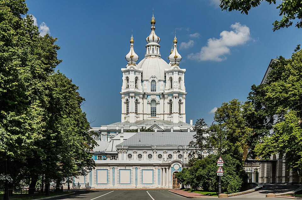 Смольный собор