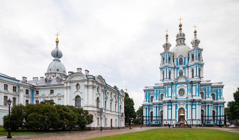 Эра Милосердия. Вокруг Смольного – пешеходные экскурсии